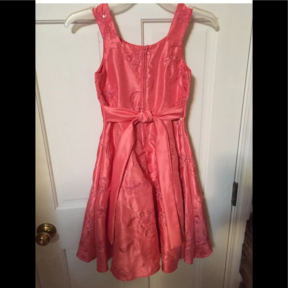 RARE EDITIONS Size 8 Coral Special Occasion Dress CDW $78 EUC - Picture 2 of 9